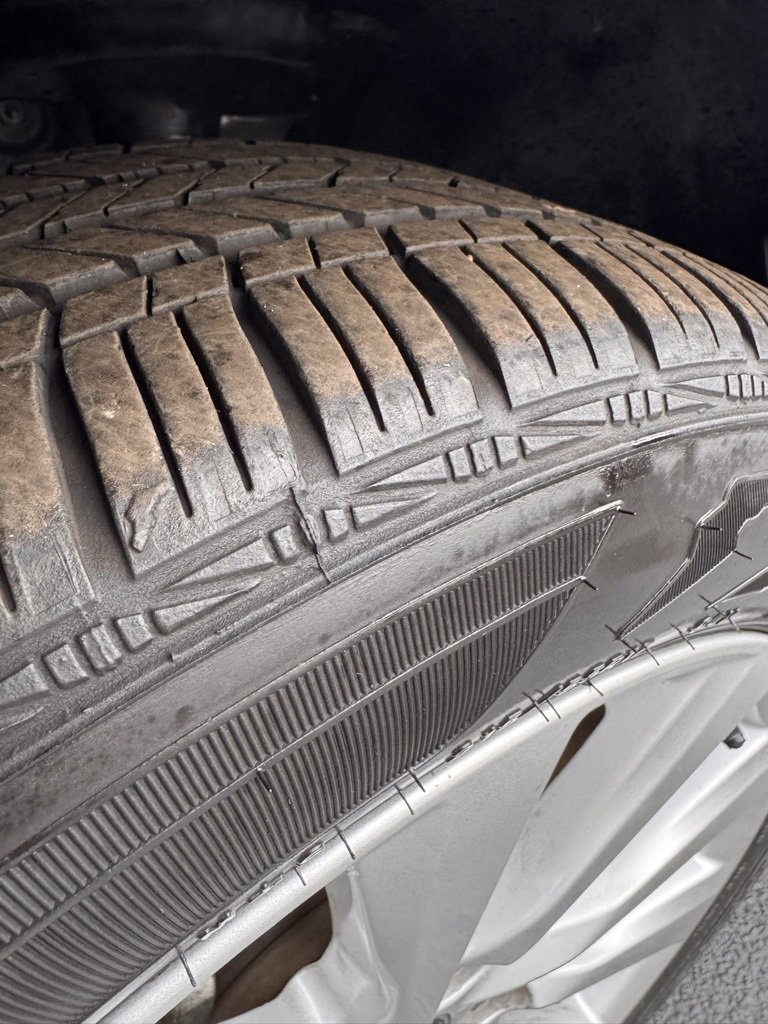 Used 2019 Toyota Camry L image 29