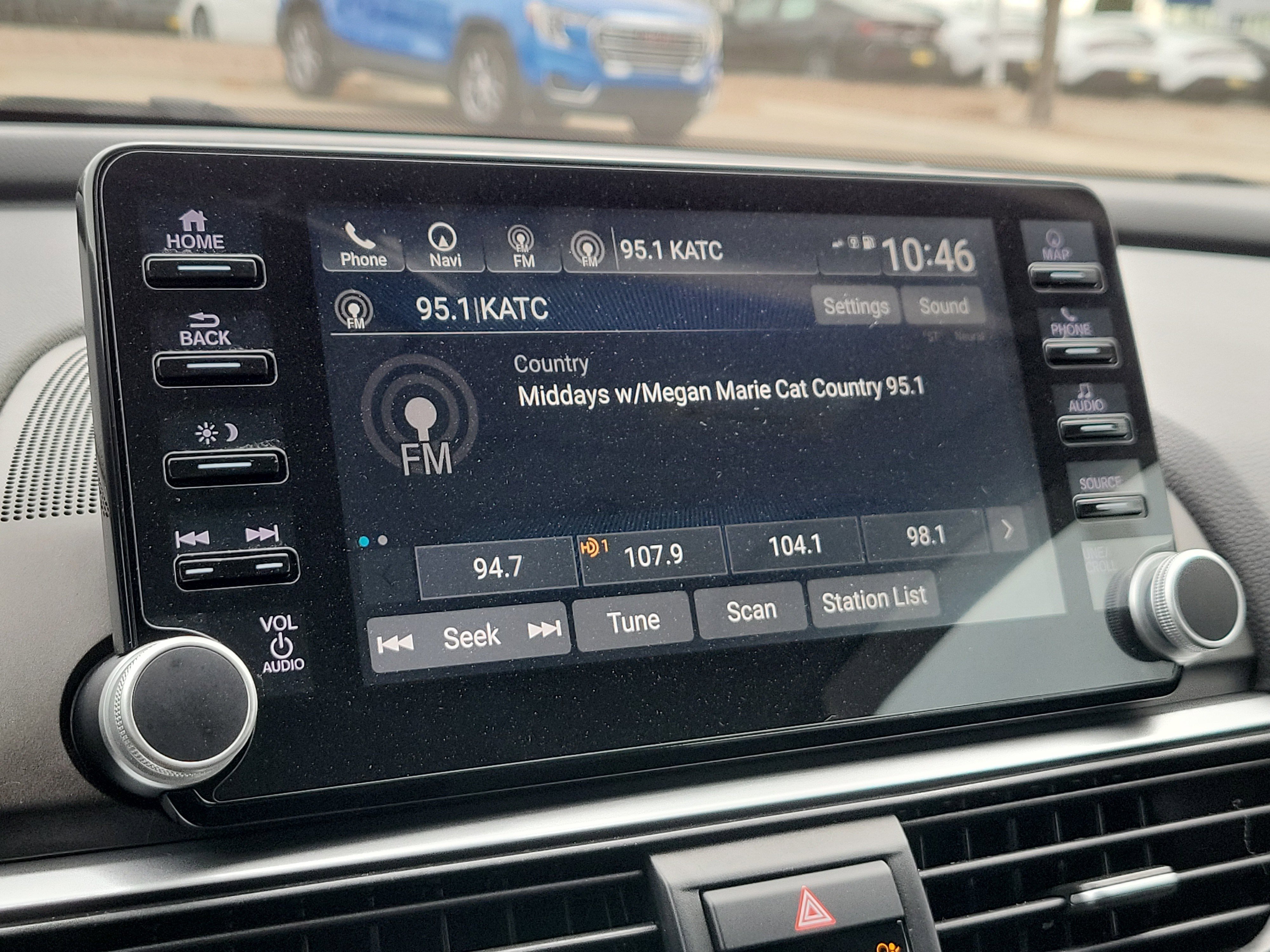 Used 2018 Honda Accord Touring image 21