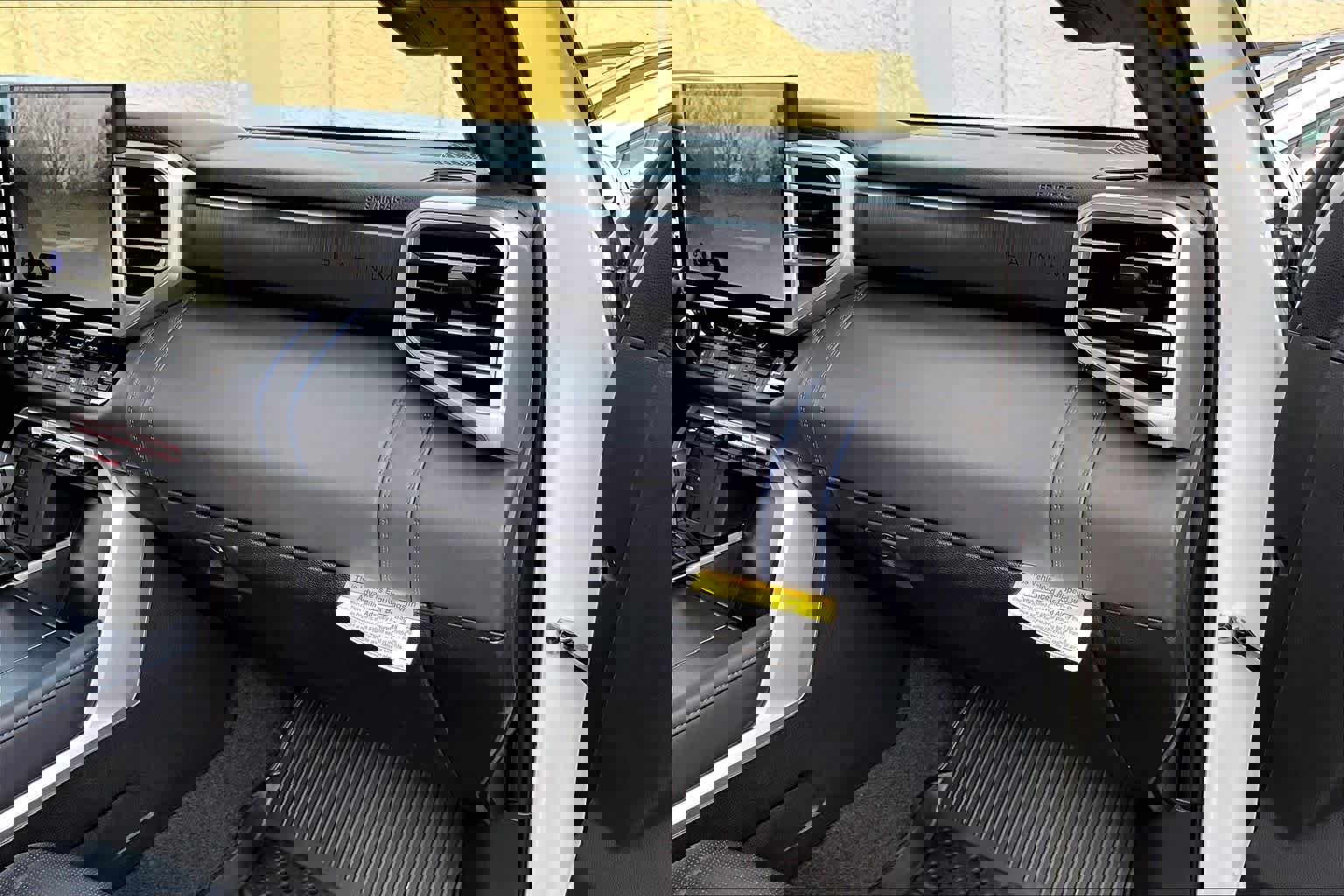 Used 2025 Toyota Sequoia Platinum image 17