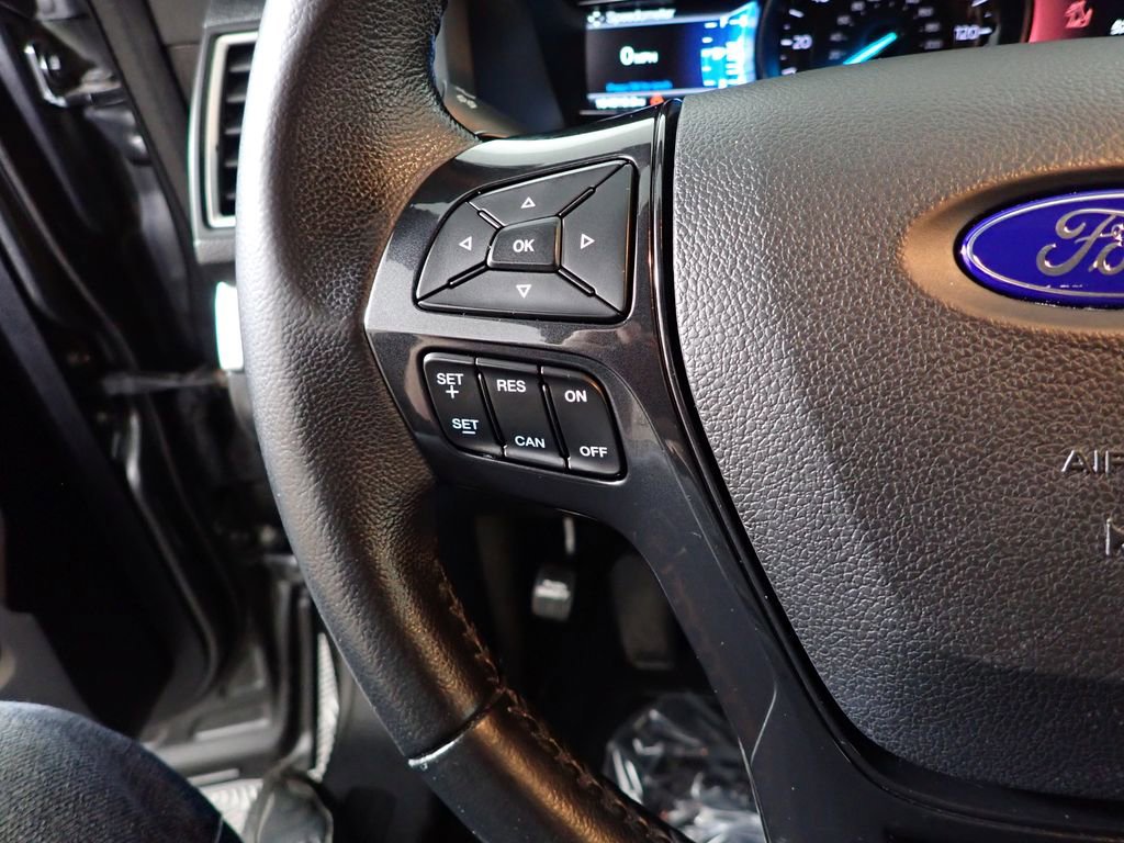 Used 2017 Ford Explorer XLT w/ Equipment Group 202A image 33