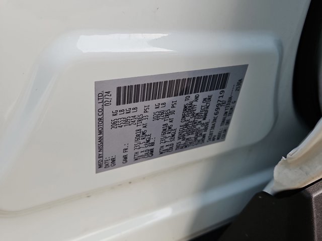 Used 2024 Nissan Rogue SV image 24