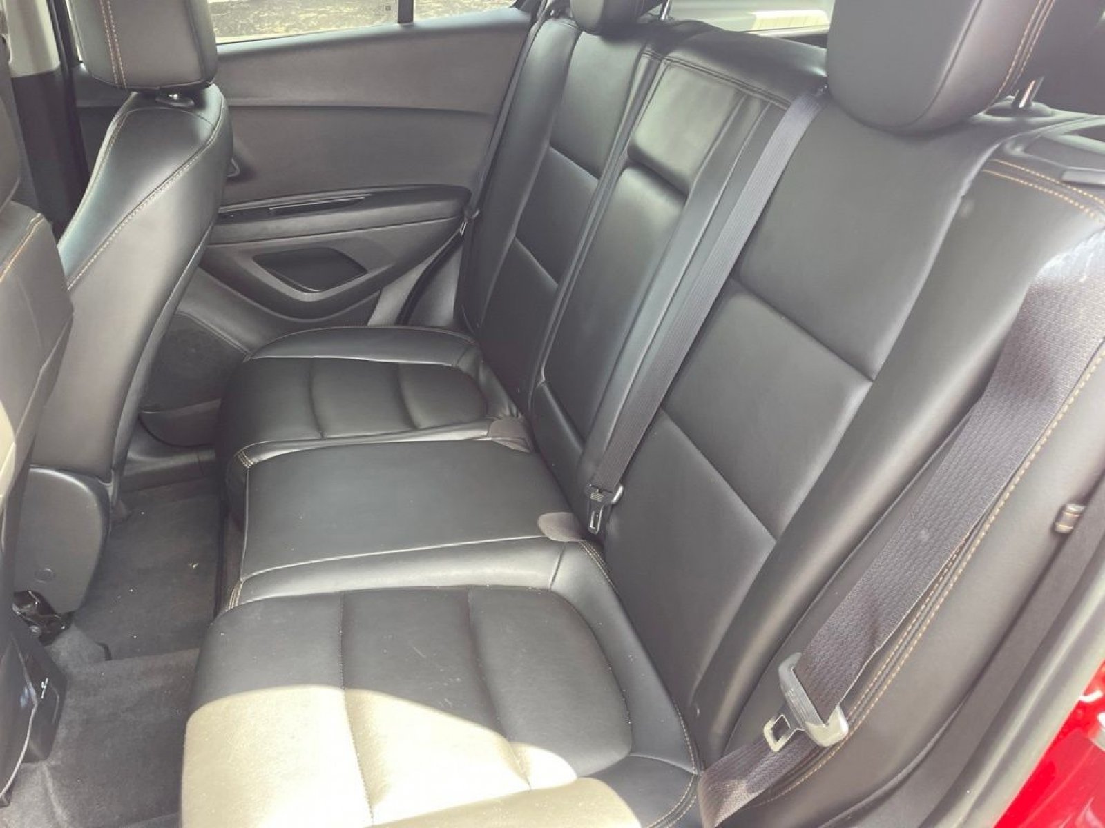 Used 2018 Chevrolet Trax Premier FWD image 26
