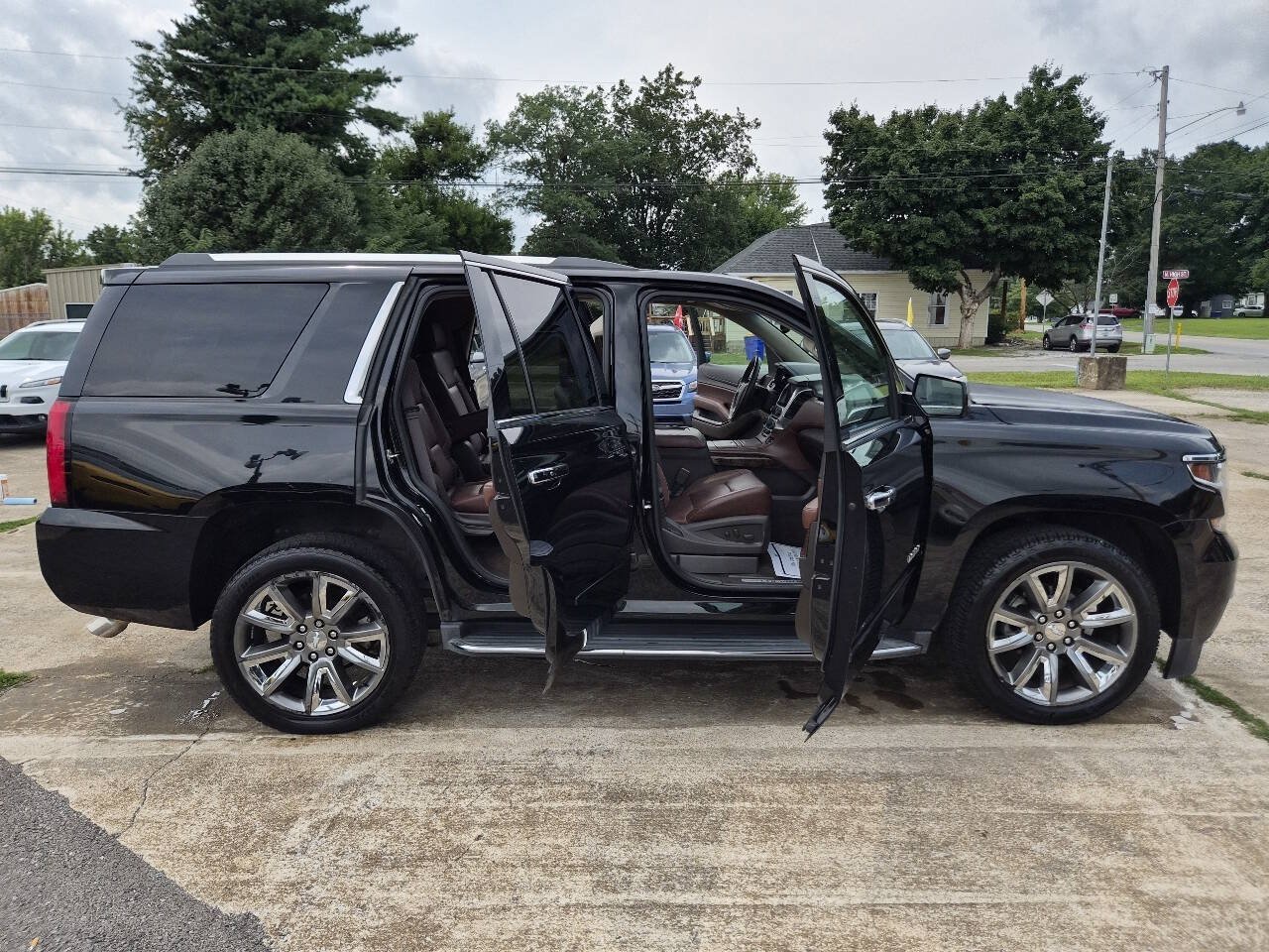 Used 2017 Chevrolet Tahoe Premier RWD image 21