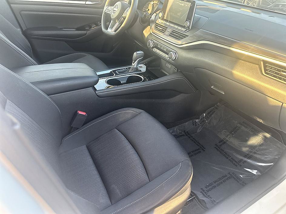 Certified 2023 Nissan Altima 2.5 SV FWD image 21