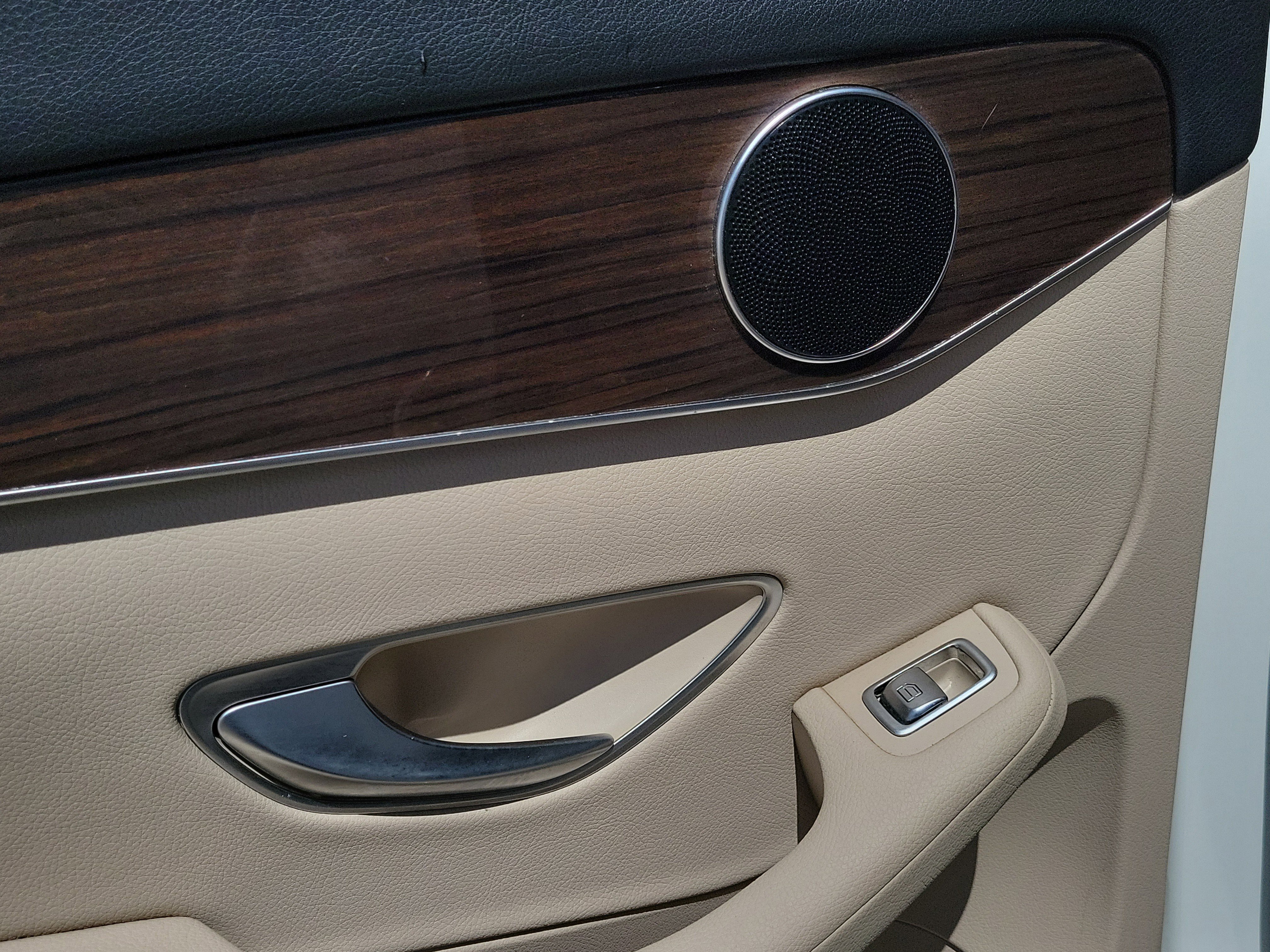 Certified 2021 Mercedes-Benz GLC 300 image 11