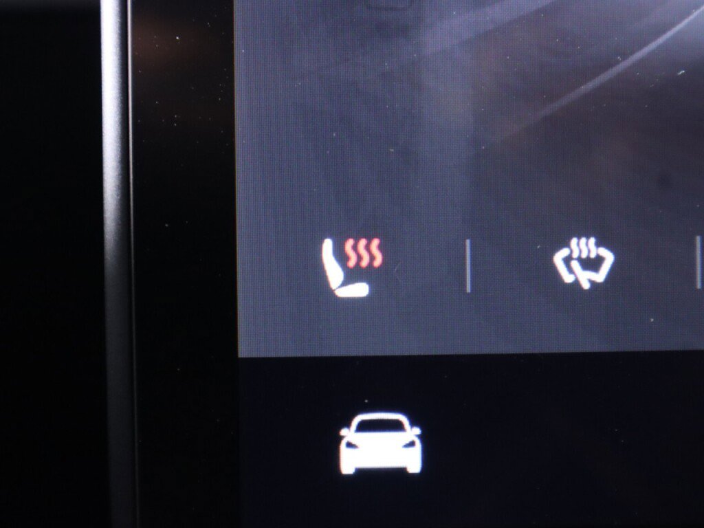 Used 2024 Tesla Model Y Long Range image 17