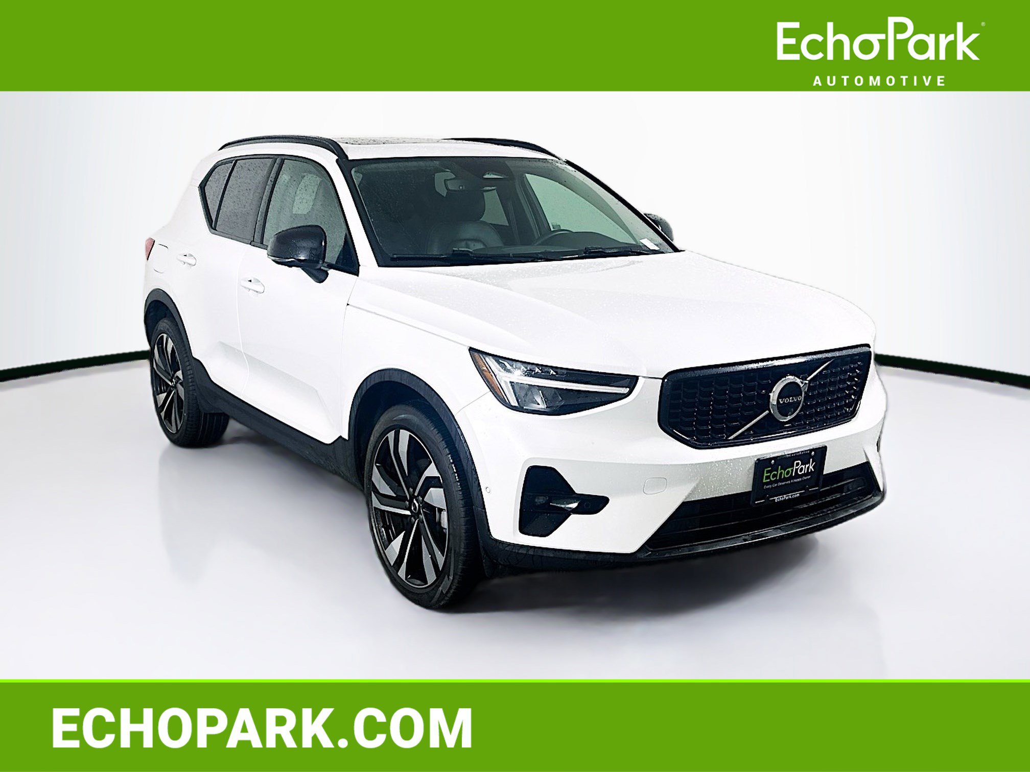 Used 2024 Volvo XC40 B5 Plus w/ Climate Package