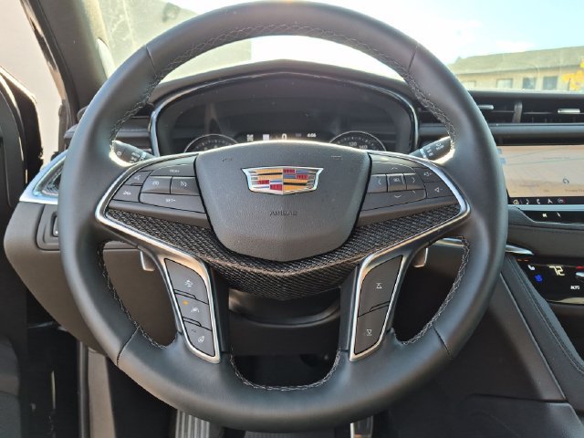 Used 2026 Cadillac XT5 Sportv w/ LPO, Floor Liner Package AWD/4WD image 10