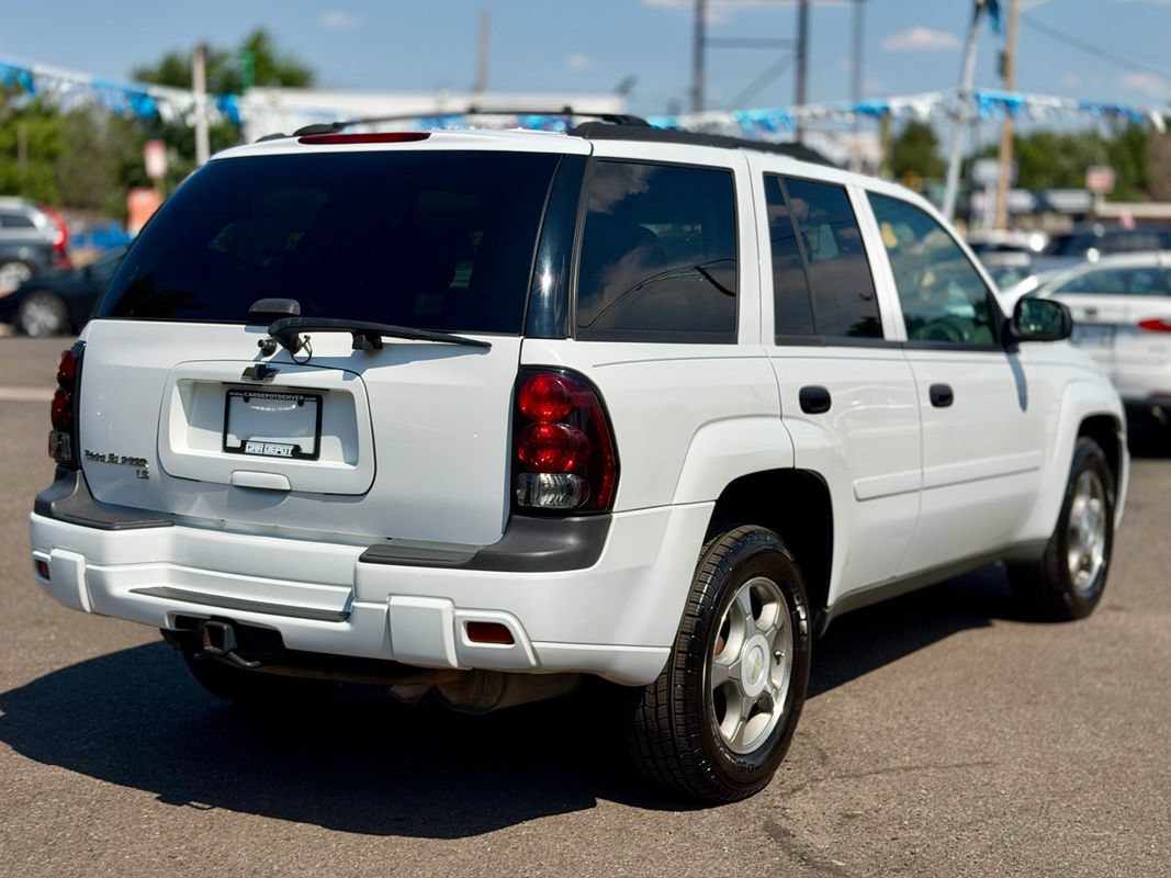 Used 2008 Chevrolet TrailBlazer 4WD image 2