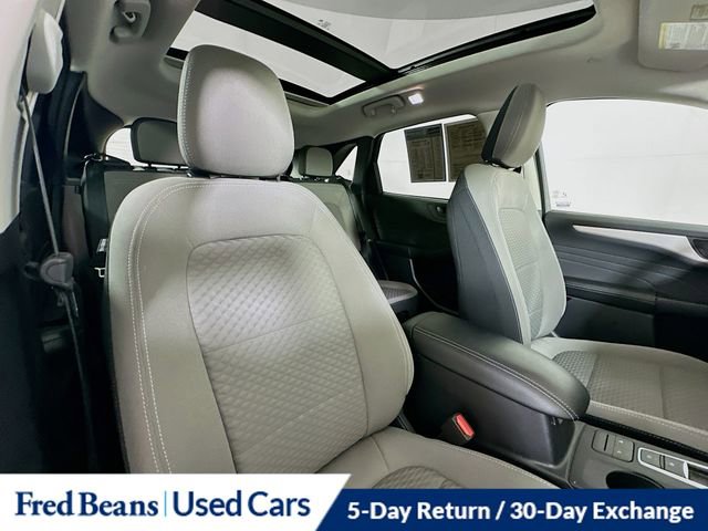 Used 2022 Ford Escape SE w/ Convenience Package image 30