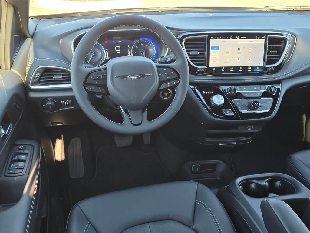 New 2026 Chrysler Pacifica Select w/ S Appearance Package FWD image 7