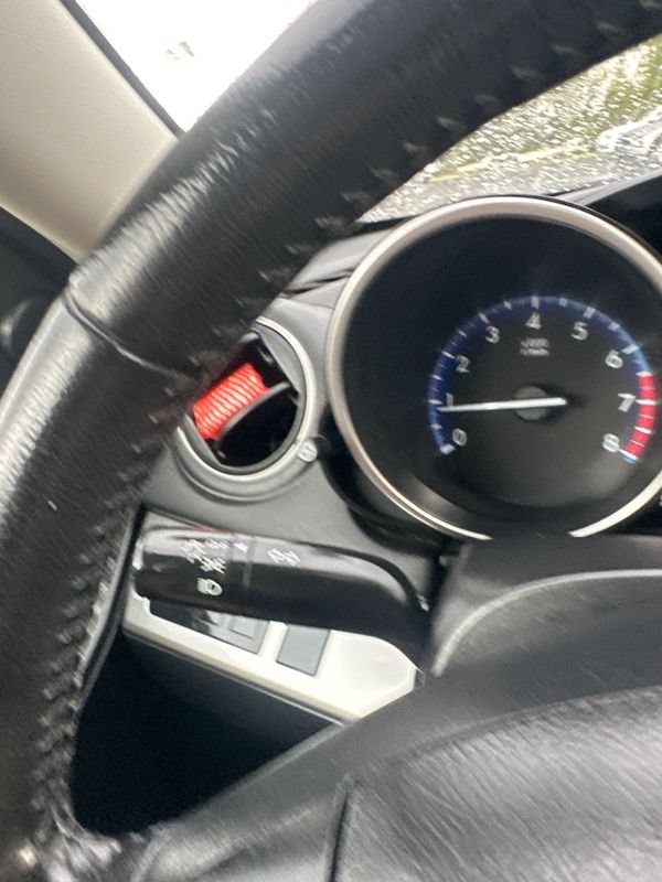 Used 2013 MAZDA MAZDA3 i Touring FWD image 27
