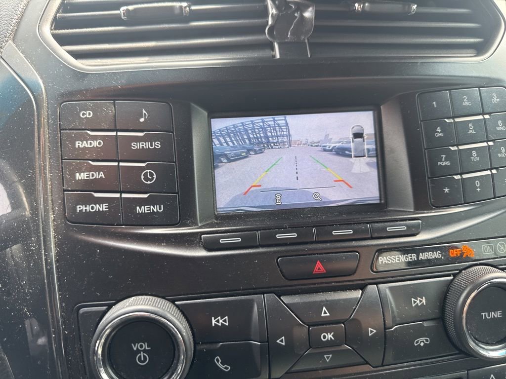 Used 2017 Ford Explorer XLT image 10