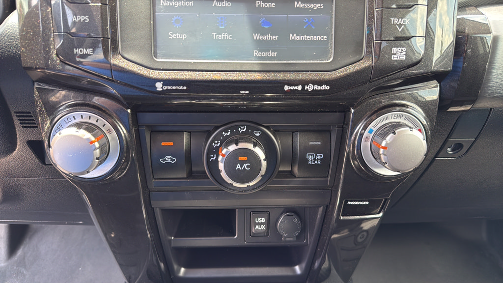 Used 2018 Toyota 4Runner TRD Off-Road AWD/4WD image 26