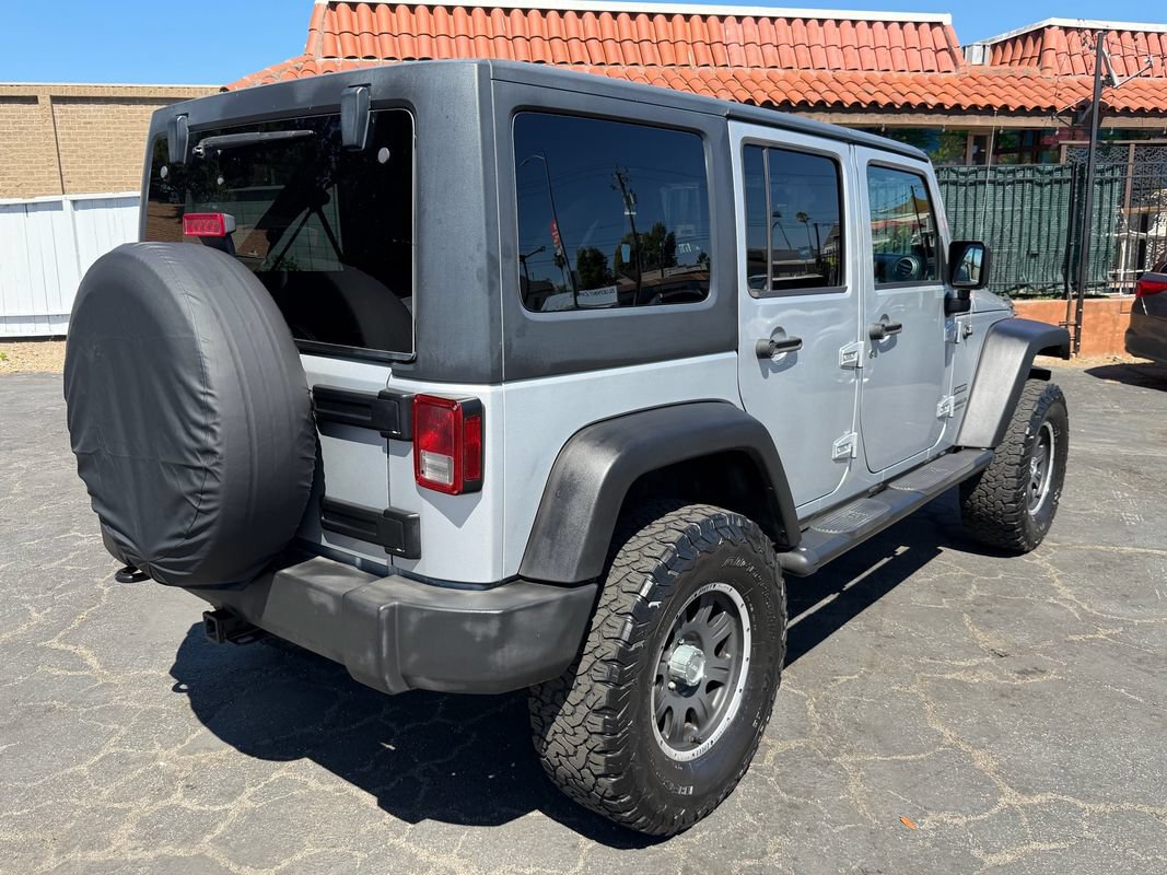 Used 2011 Jeep Wrangler Unlimited Sport AWD/4WD image 6