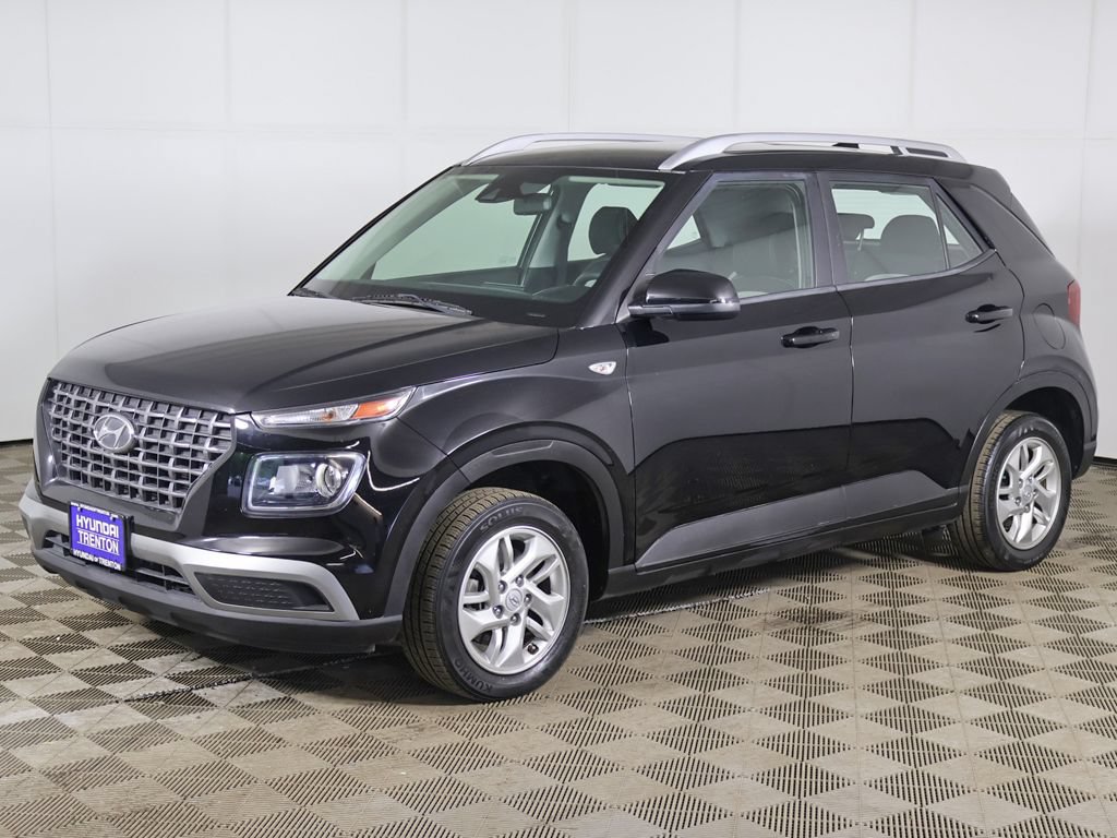 Used 2020 Hyundai Venue SEL FWD image 5