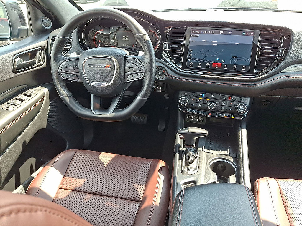 Used 2025 Dodge Durango GT AWD/4WD image 15