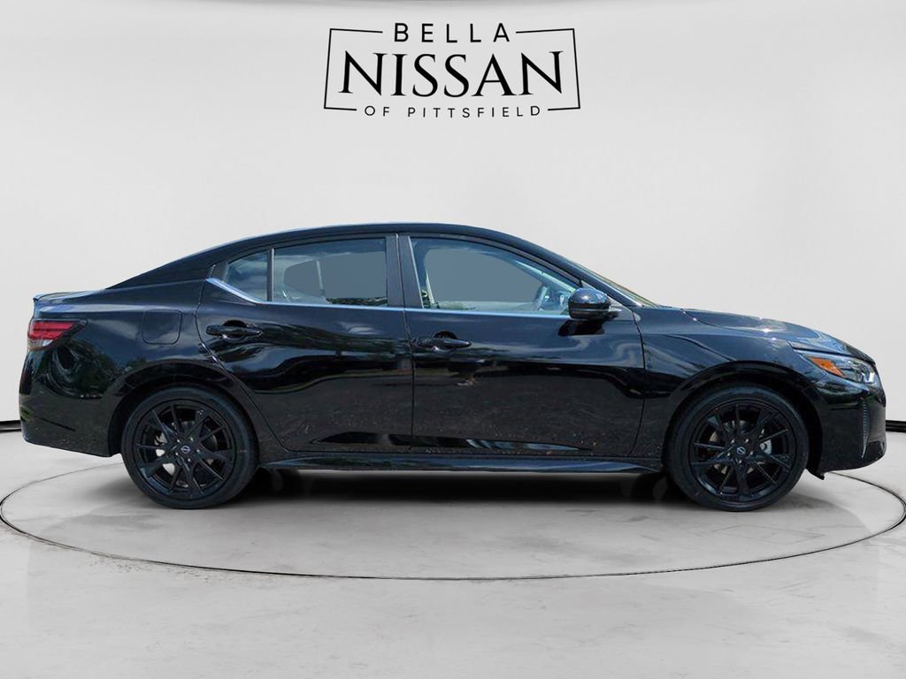 New 2025 Nissan Sentra SR w/ Midnight Edition image 2