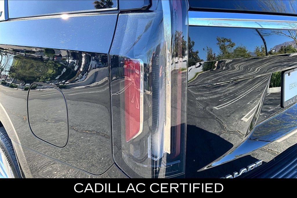 Used 2022 Cadillac Escalade Luxury RWD image 26