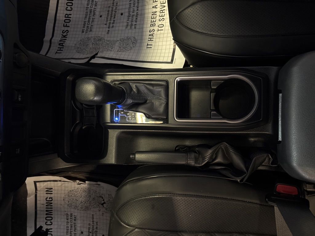 Used 2020 Toyota Tacoma SR image 29