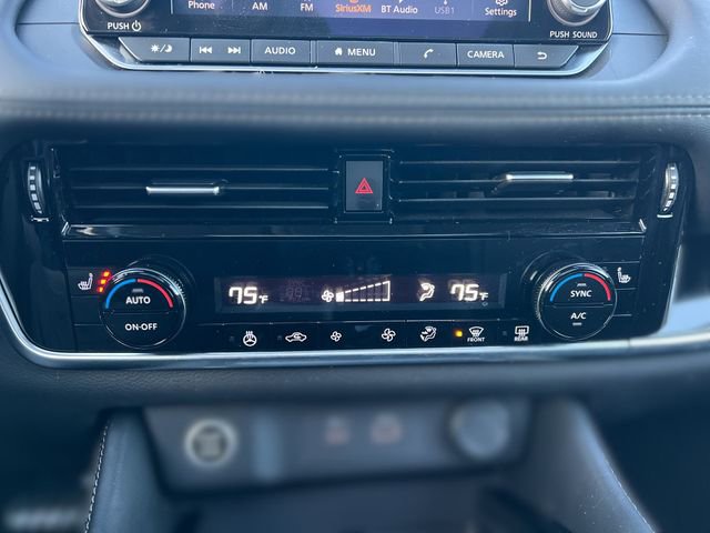 Used 2023 Nissan Rogue SL image 19