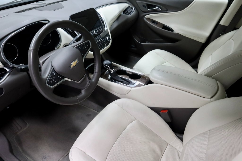 Used 2024 Chevrolet Malibu LT image 23