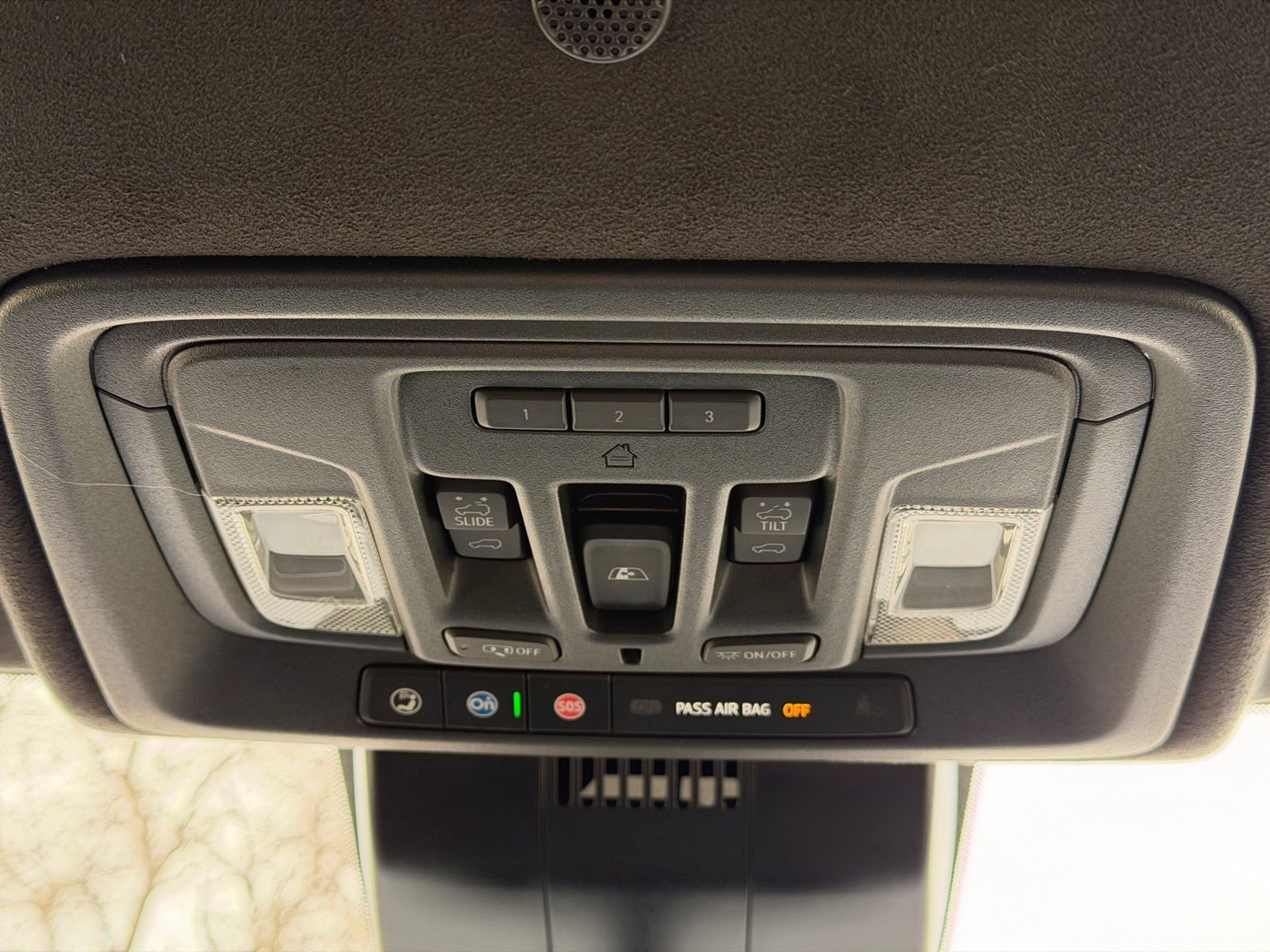 Used 2025 GMC Sierra 2500 AT4X image 22