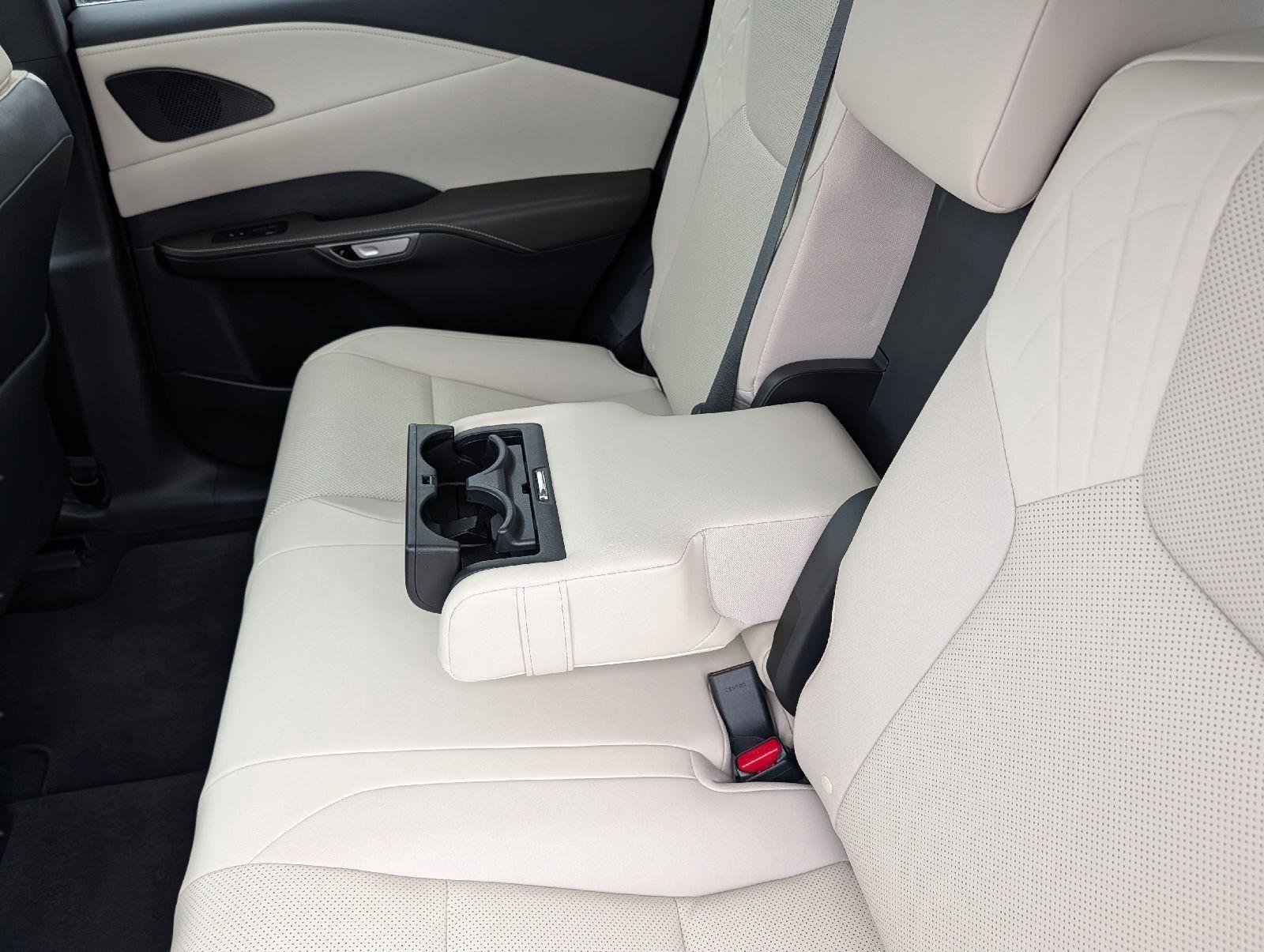 Used 2024 Lexus RX 350 Premium w/ Accessory Package (K3) image 21