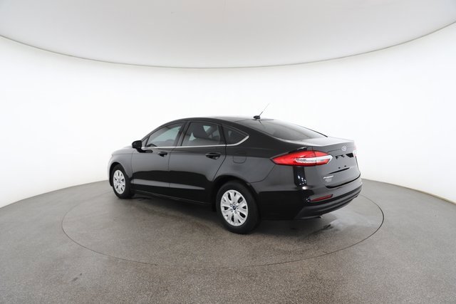 Used 2019 Ford Fusion S image 10