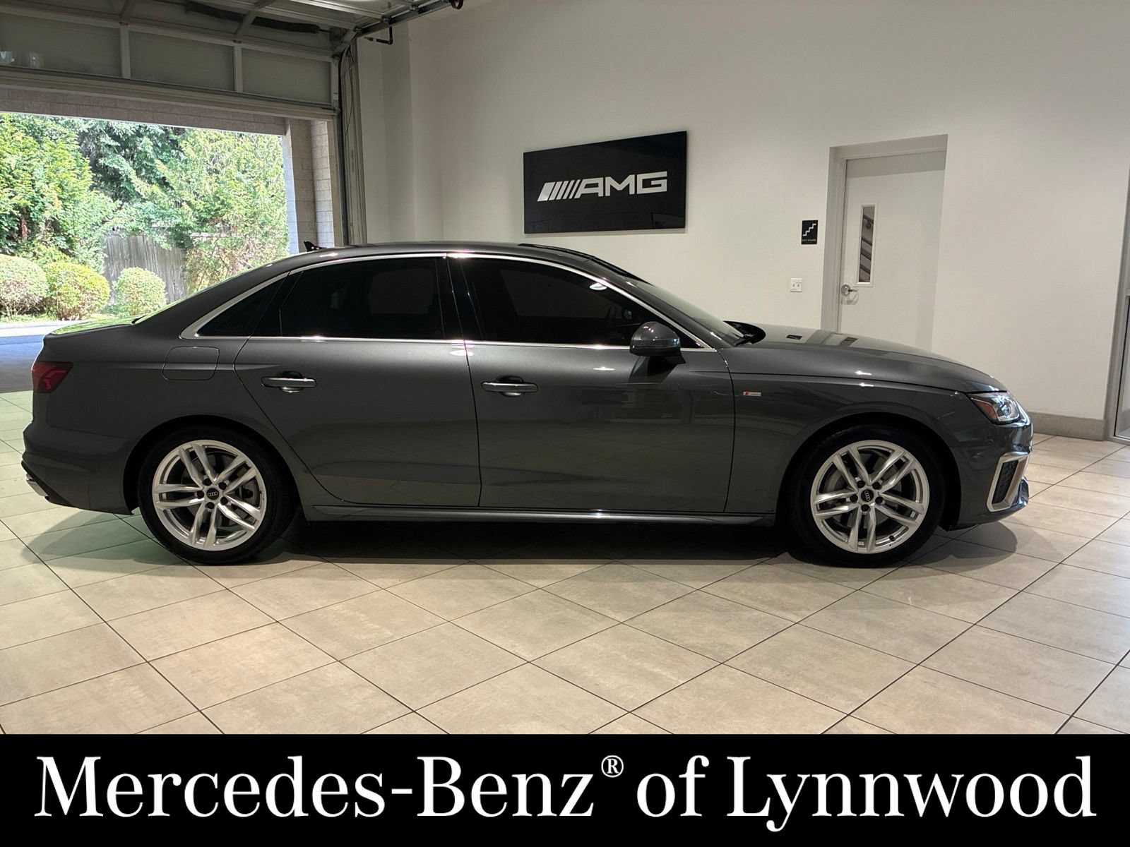 Used 2023 Audi A4 2.0T Premium Plus AWD/4WD image 3