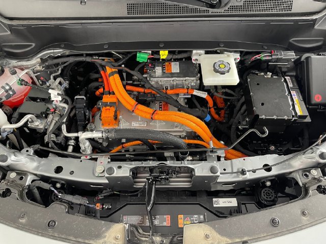 New 2027 Chevrolet Bolt LT w/ Comfort Package FWD image 16