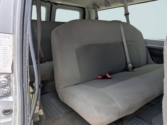 Used 2014 Ford E-350 and Econoline 350 XLT RWD image 14