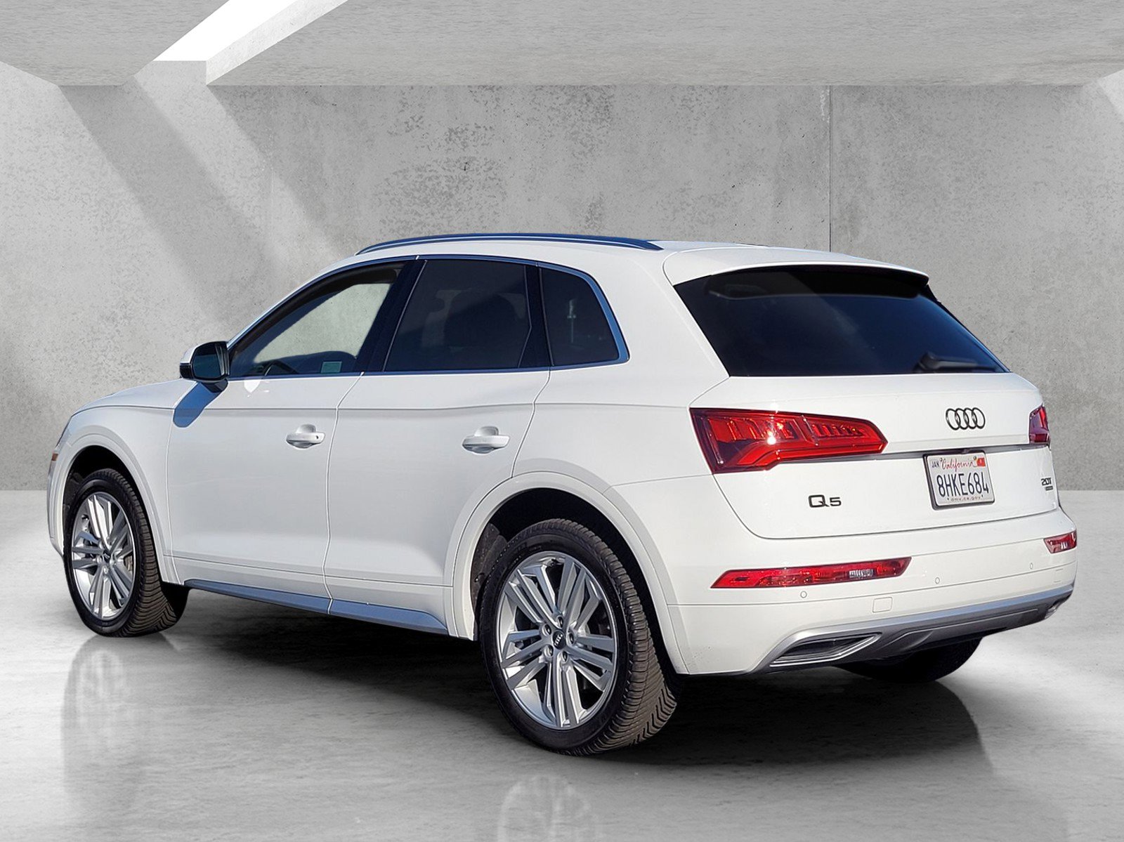 Used 2018 Audi Q5 2.0T Premium Plus w/ Premium Plus Package image 6