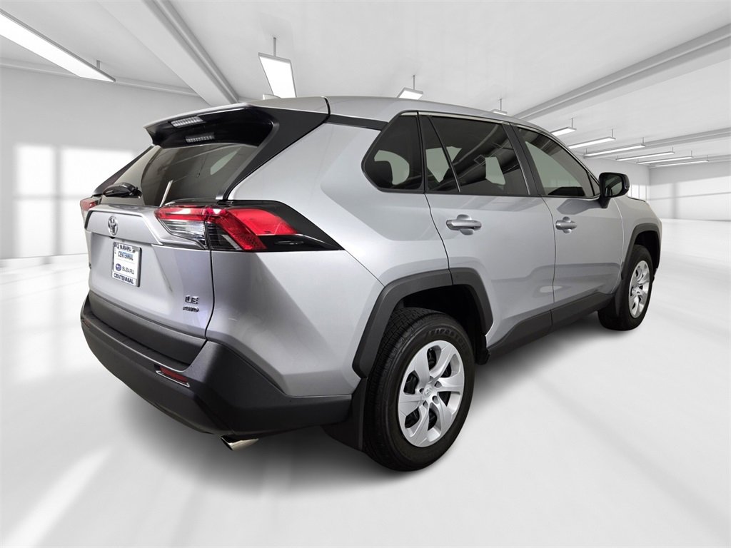 Used 2024 Toyota RAV4 LE image 7