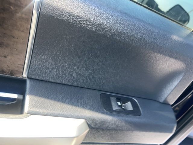 Used 2022 Ford F250 Lariat w/ Chrome Package image 13