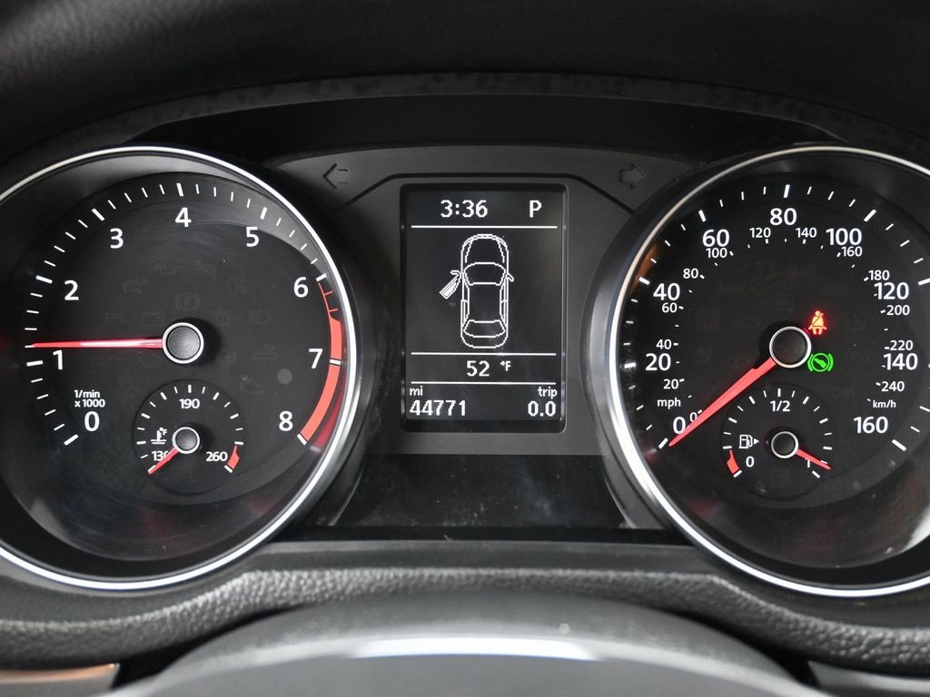 Used 2018 Volkswagen Passat 2.0T S image 20