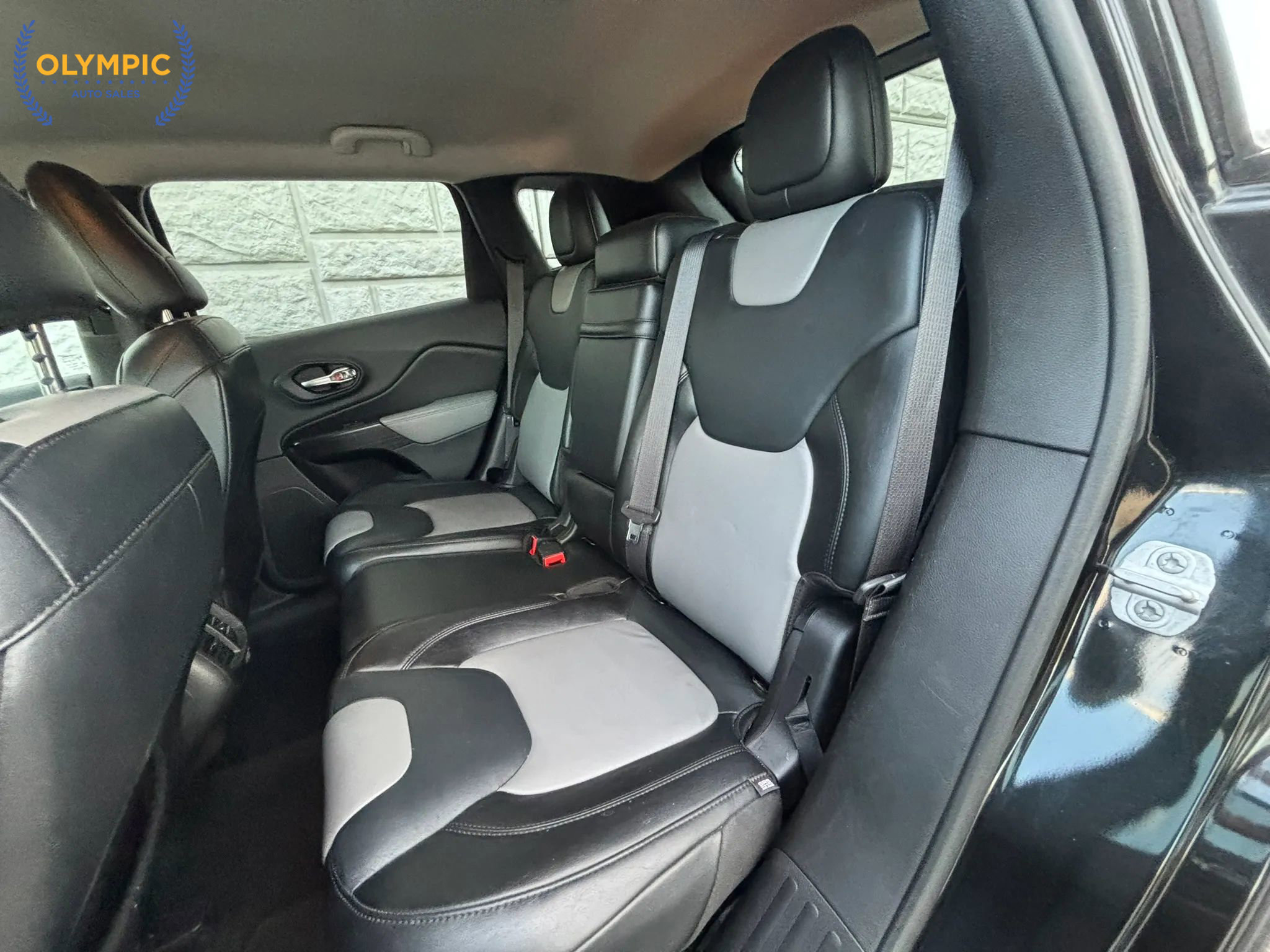 Used 2014 Jeep Cherokee Limited w/ Trailer Tow Group image 36