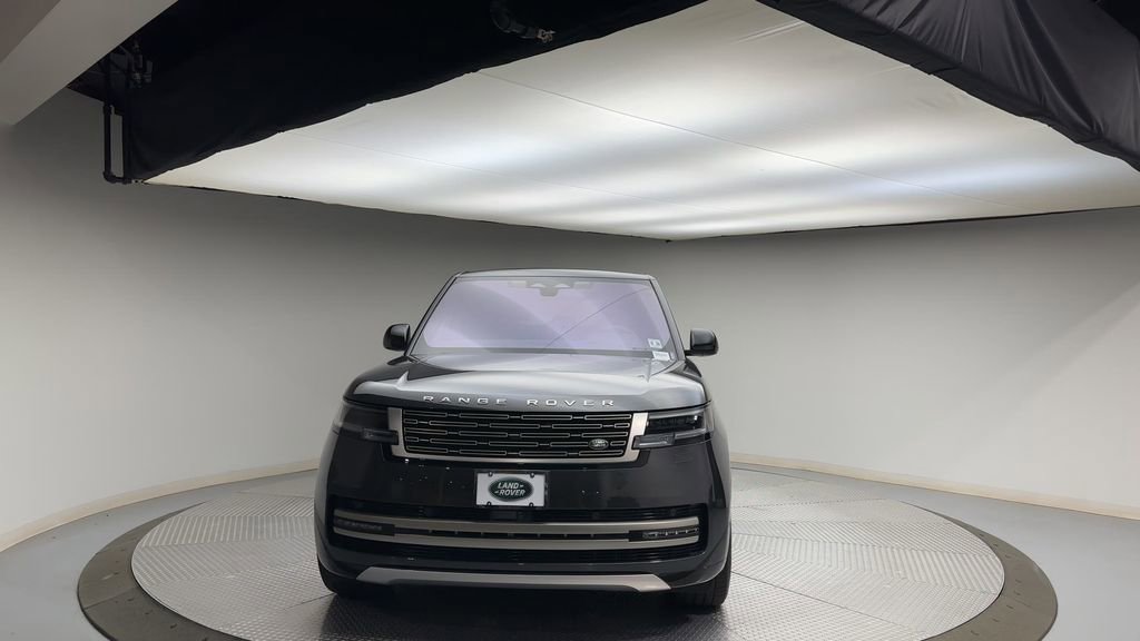Used 2023 Land Rover Range Rover SE AWD/4WD image 3