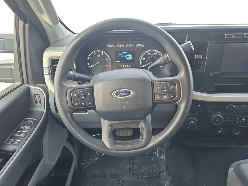 Used 2024 Ford F250 XLT image 13
