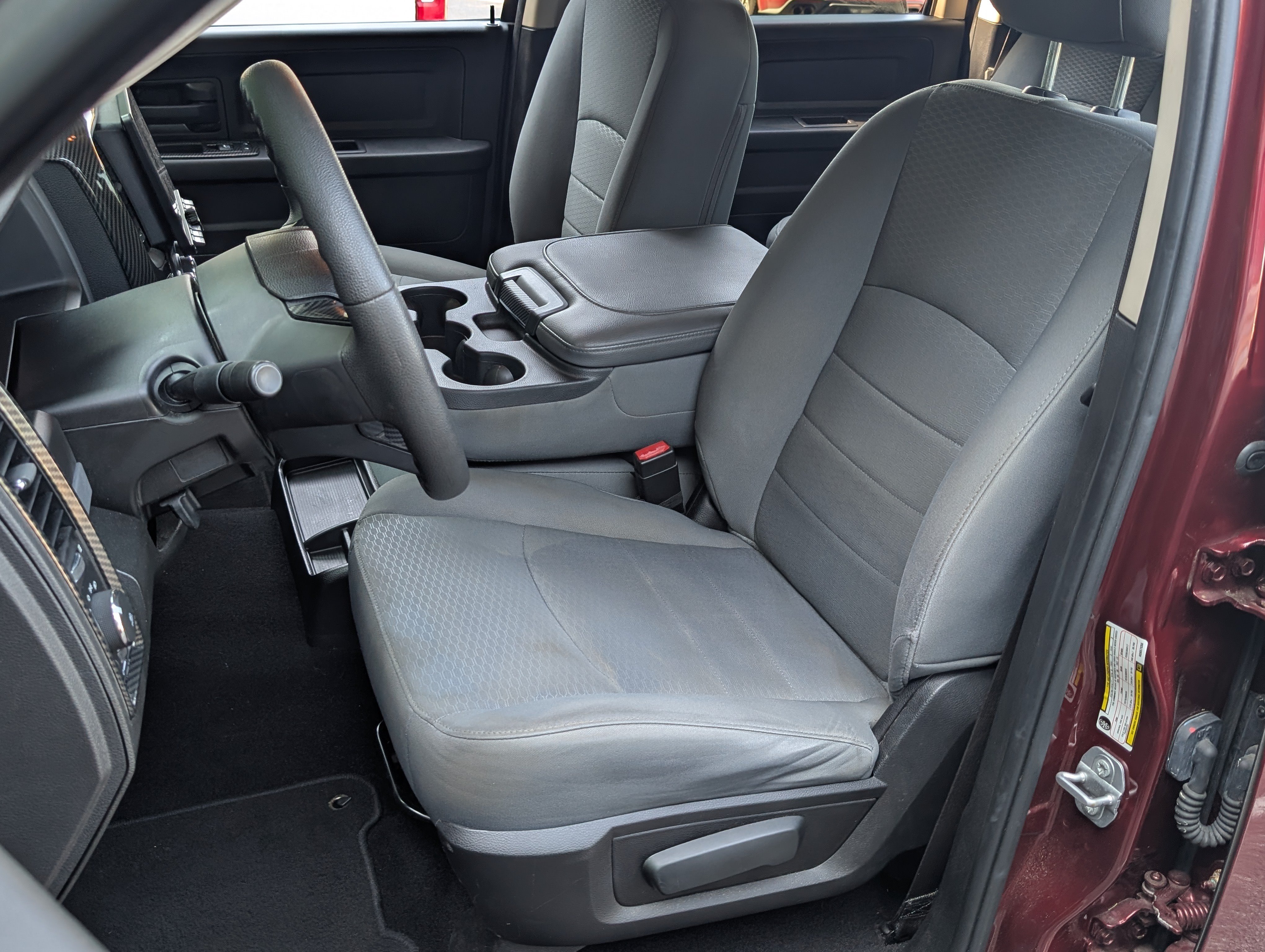 Used 2019 RAM 1500 Express w/ Express Value Package RWD image 15