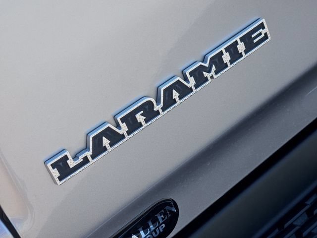 Used 2025 RAM 1500 Laramie AWD/4WD image 11