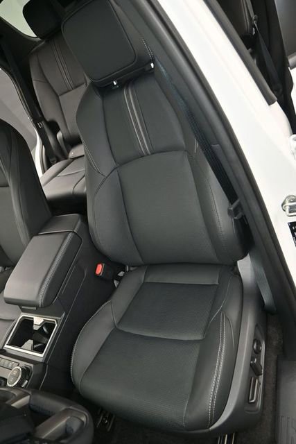 Used 2025 Toyota 4Runner Limited image 10