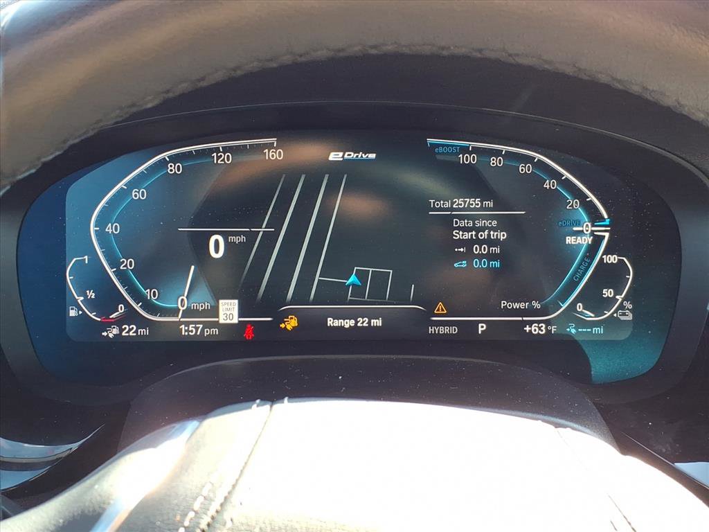 Used 2023 BMW 530e xDrive w/ Convenience Package image 33