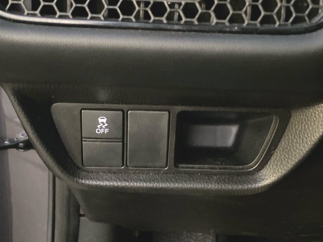 Used 2025 Honda HR-V LX image 15
