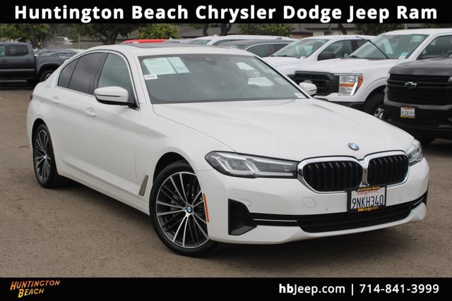 Used 2021 BMW 530e w/ Parking Assistance Package RWD image 1