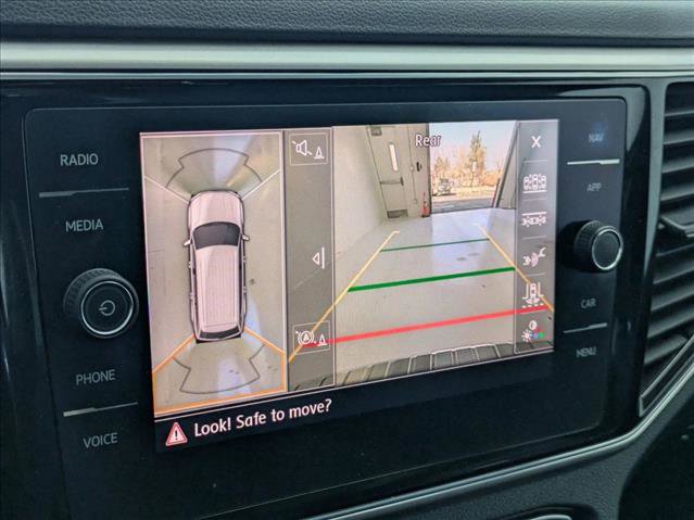 Used 2018 Volkswagen Atlas SEL Premium image 13