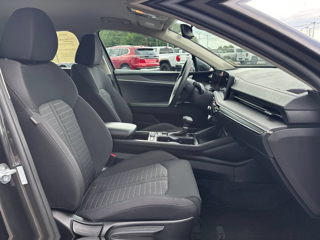 Used 2025 Kia K5 LXS FWD image 15
