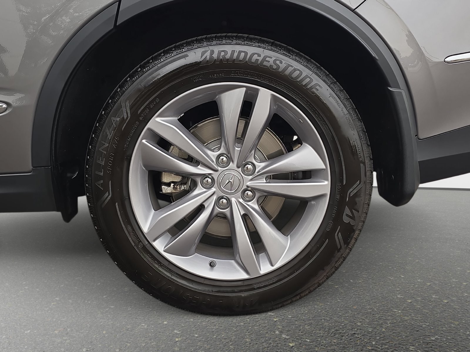 Used 2024 Acura MDX SH-AWD image 33