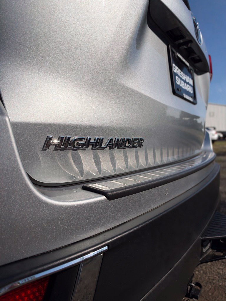 Used 2017 Toyota Highlander Limited Platinum AWD/4WD image 54