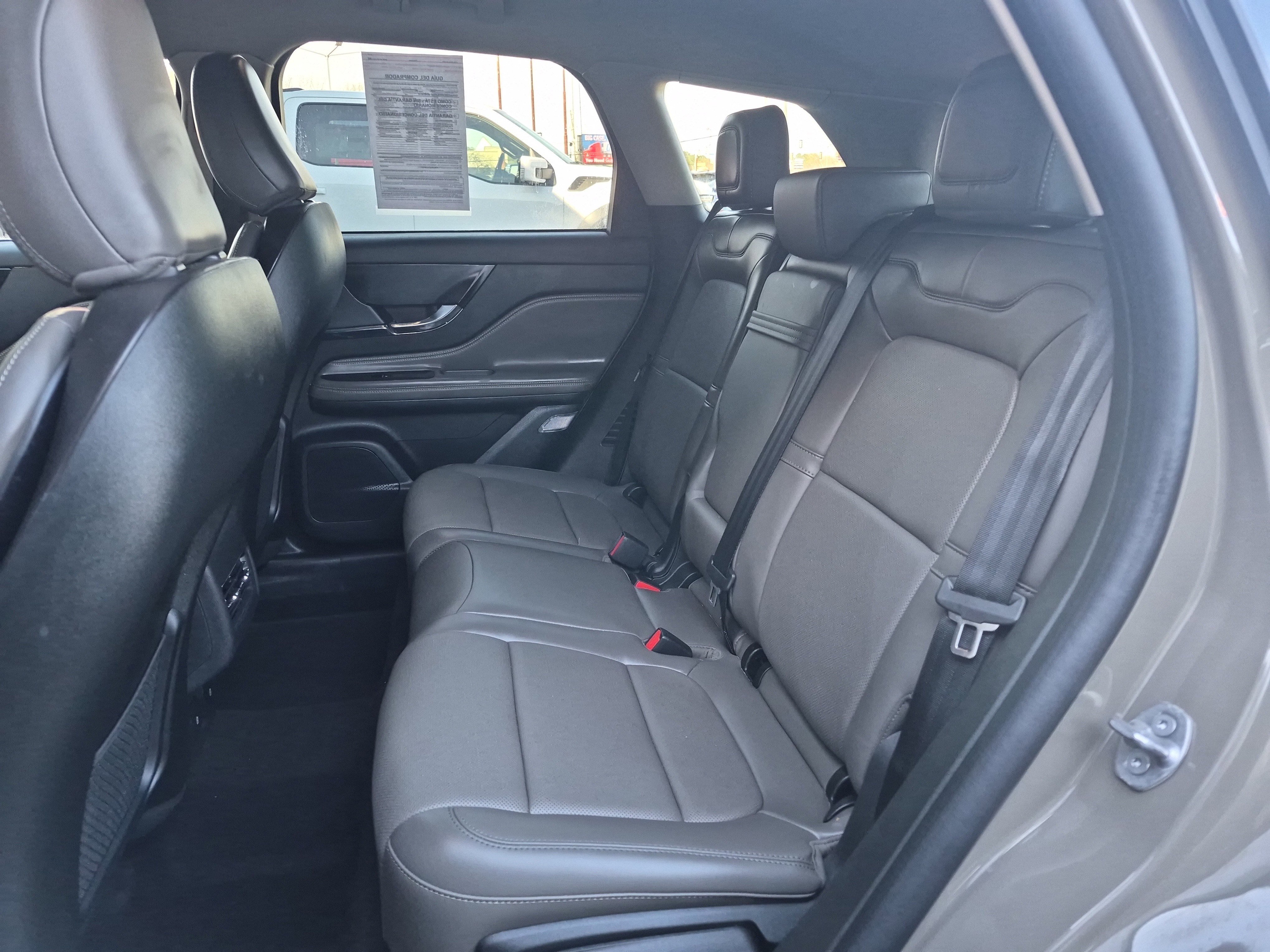 Used 2025 Lincoln Corsair Reserve w/ Towing Package image 14